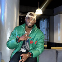 Ahimbisibwe Douglas